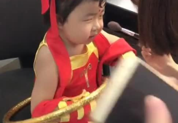 小姐姐演哪吒,演绎传奇神话