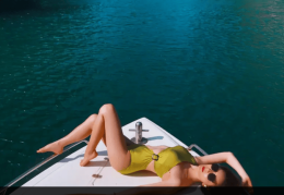 美女写真照片大全娄艺潇晒夏日写真照片比基尼身材宛若美少女！